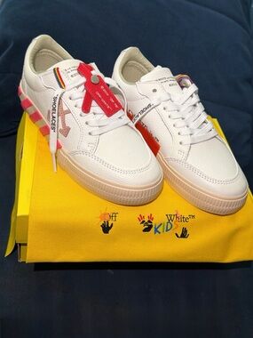 Off-White White Leather Kids Sneakers with Pink and Rainbow Details